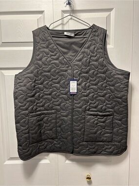 Quilted Sleeveless Vest Jacket - Gray